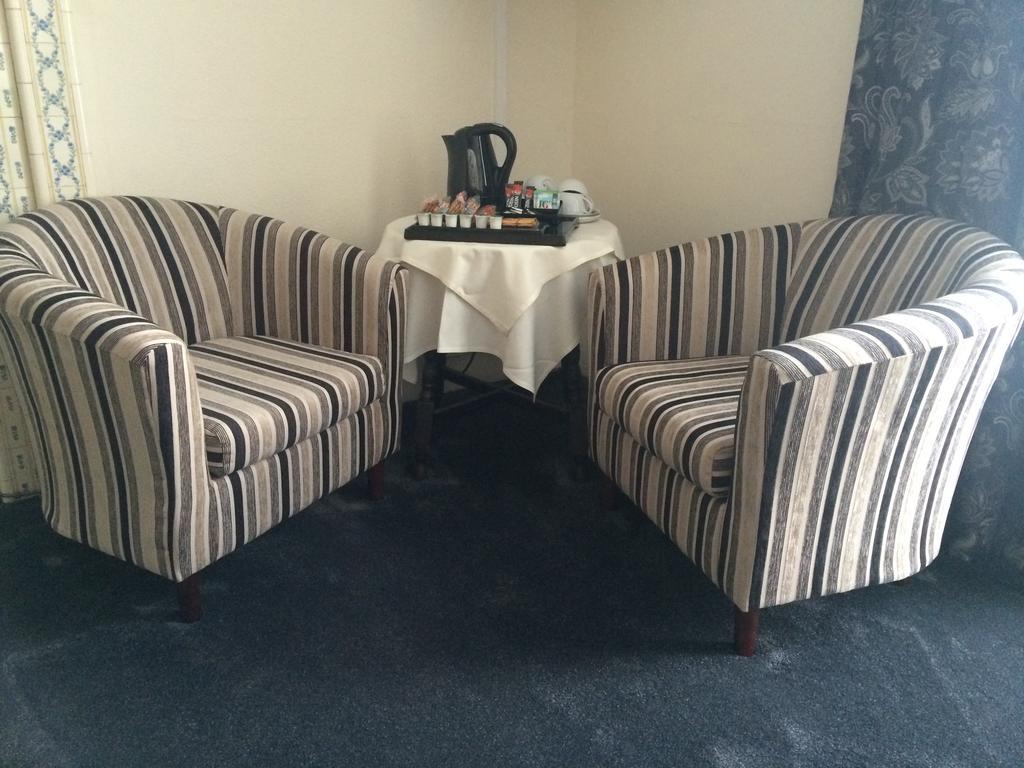 Lowenac Hotel Camborne Habitación foto